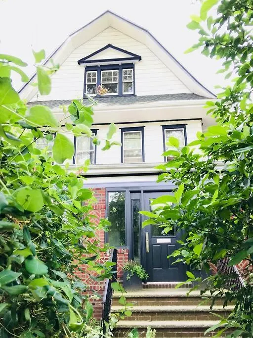 Apartment The Griffin B And B, Private Two Bedroom Suite In Victorian Ditmas Park New York